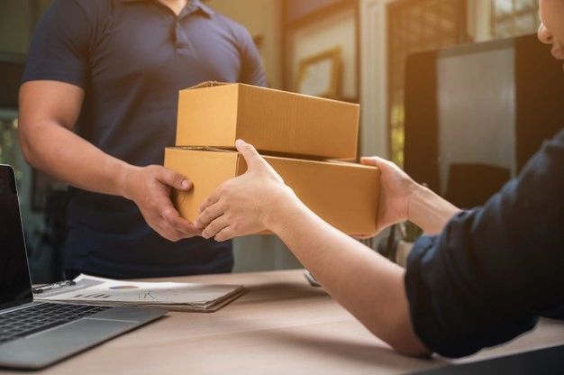 Dịch vụ chuyển phát nhanh hoả tốc uy tín