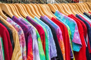 Gửi quần áo đi Indonesia tiện lợi và tiết kiệm